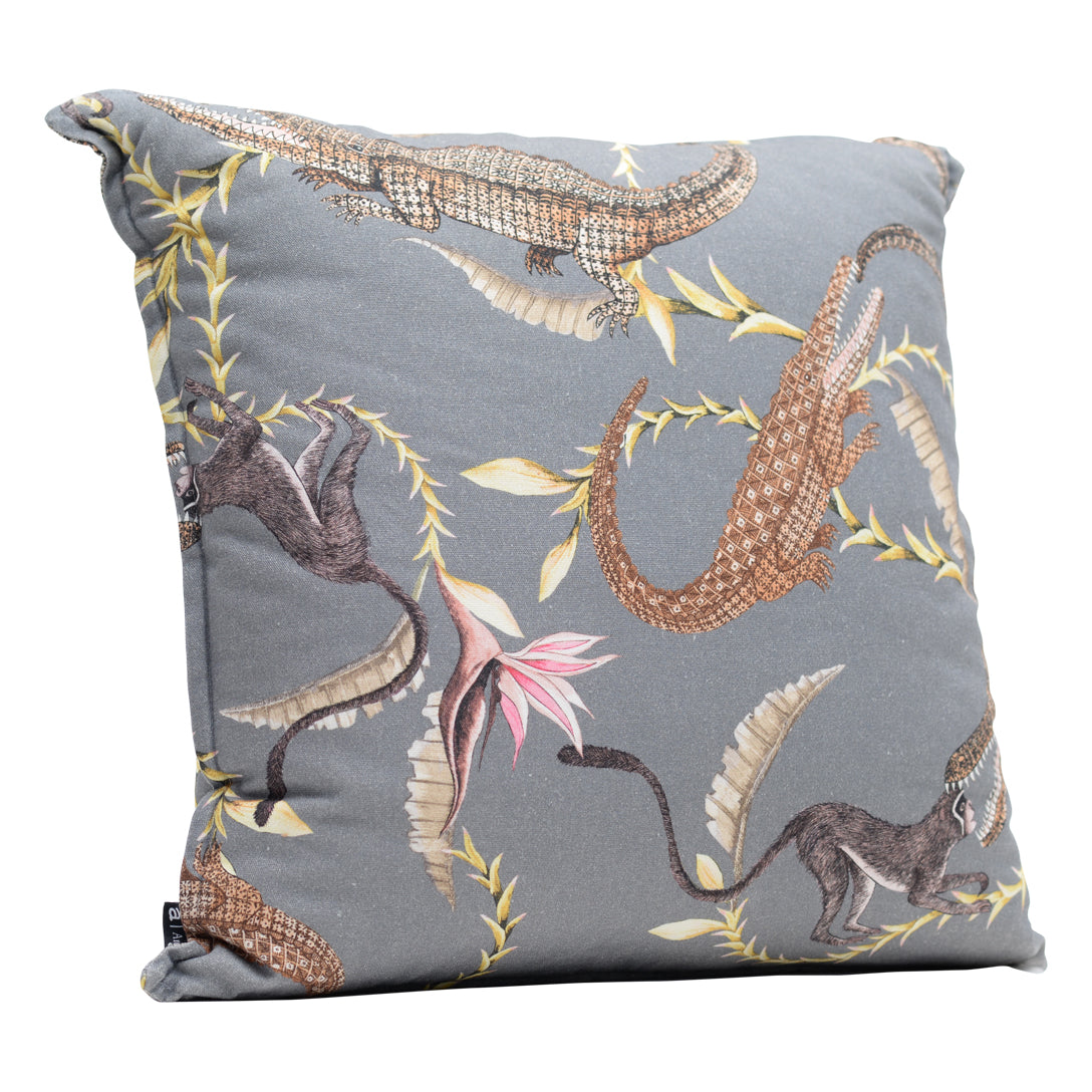 Cocodrile cushion