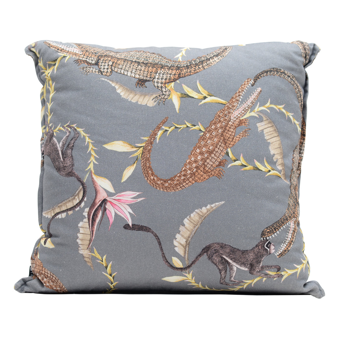 Cocodrile cushion