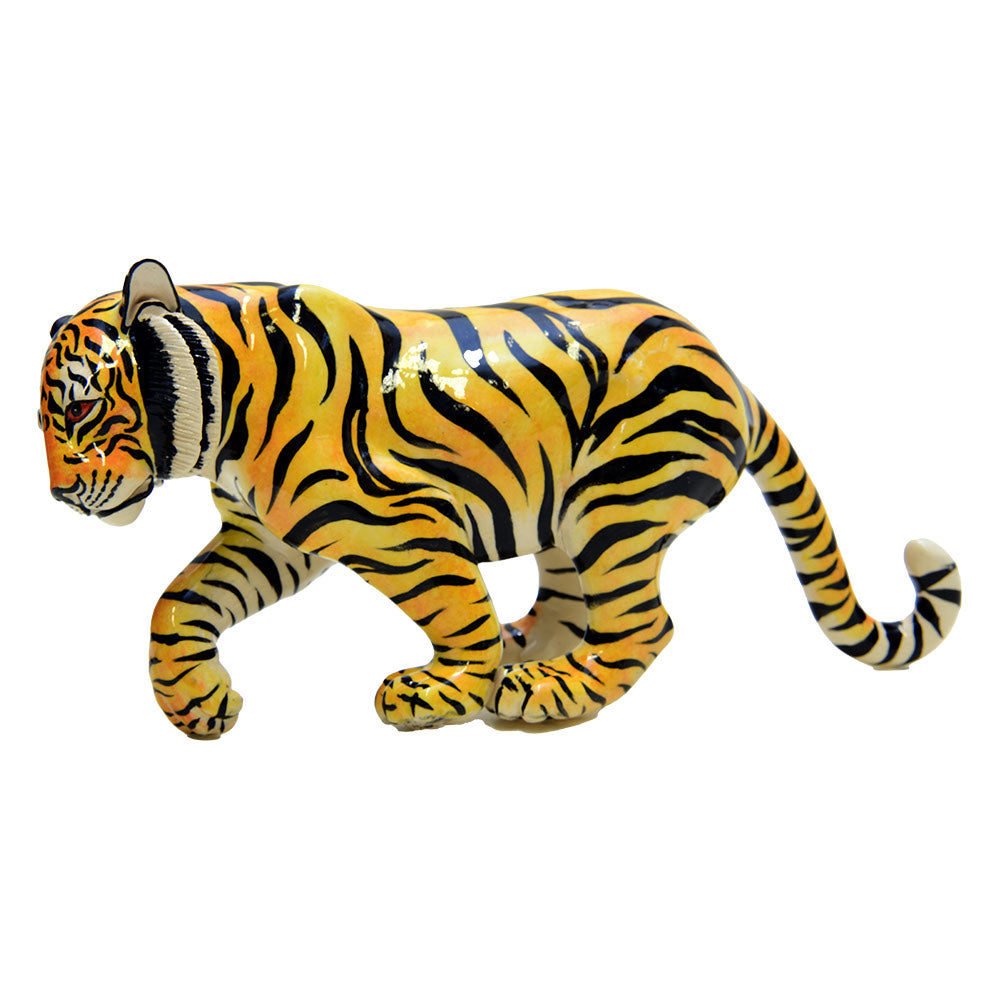 Tiger sculpture