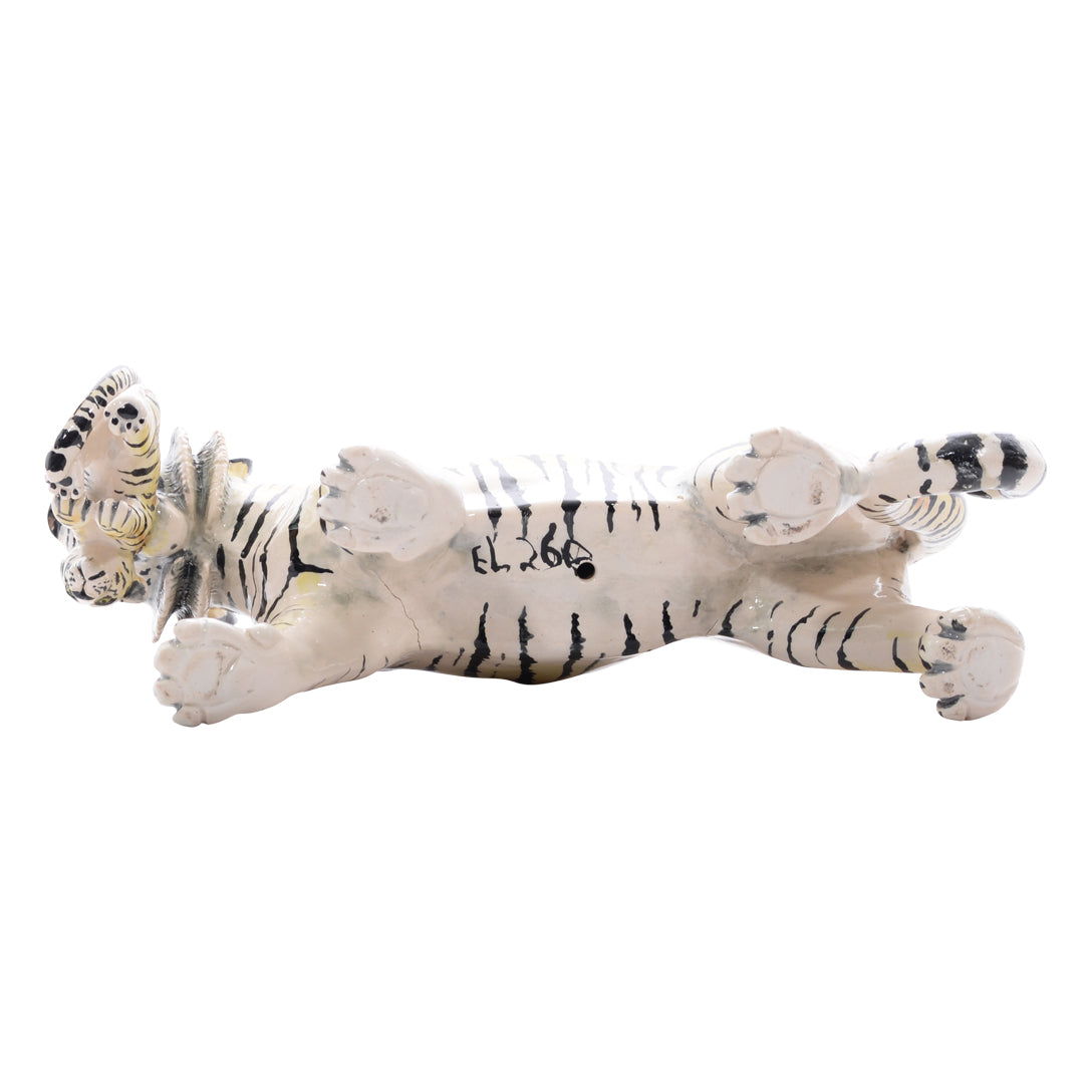Tiger with Cub sculpture