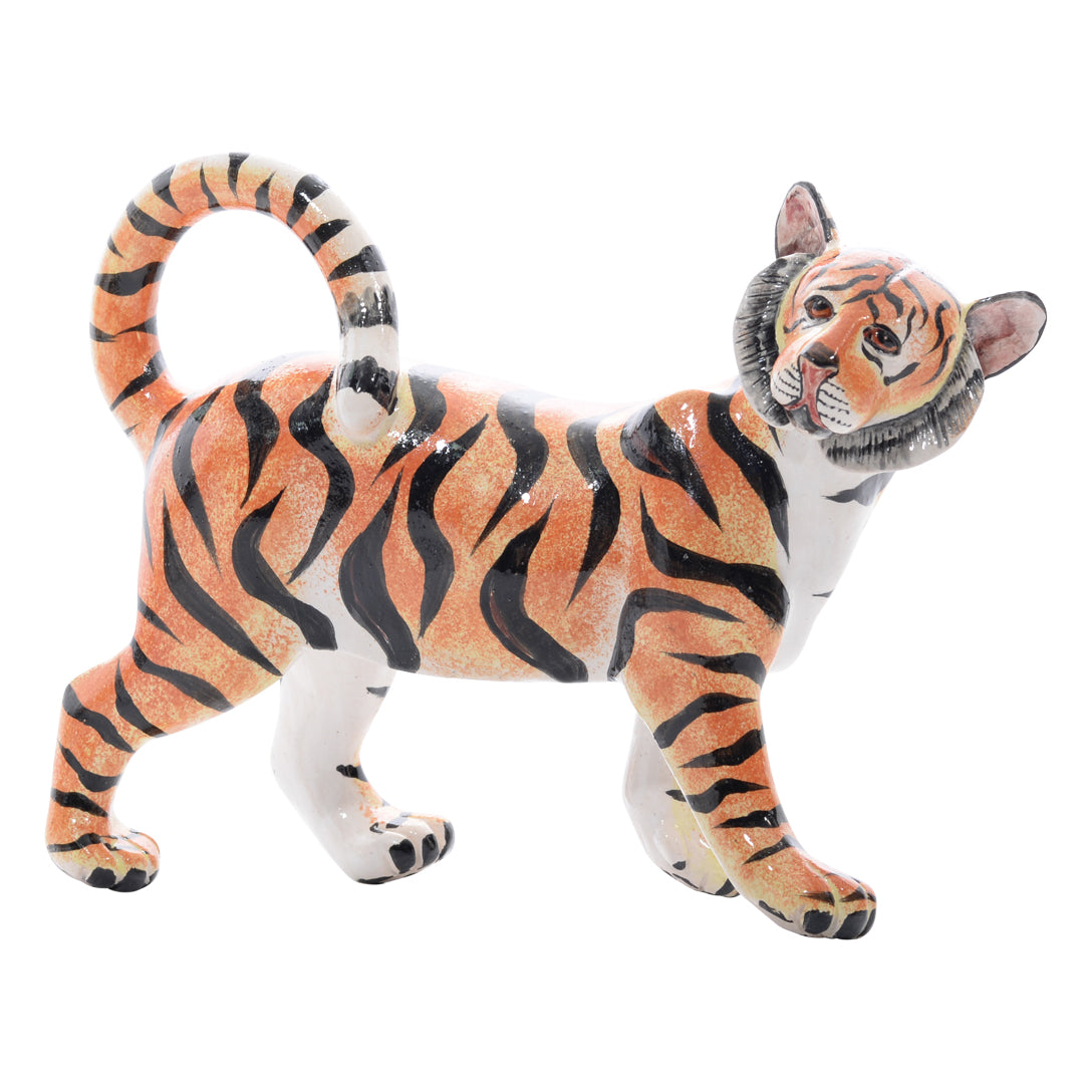 Tiger sculpture