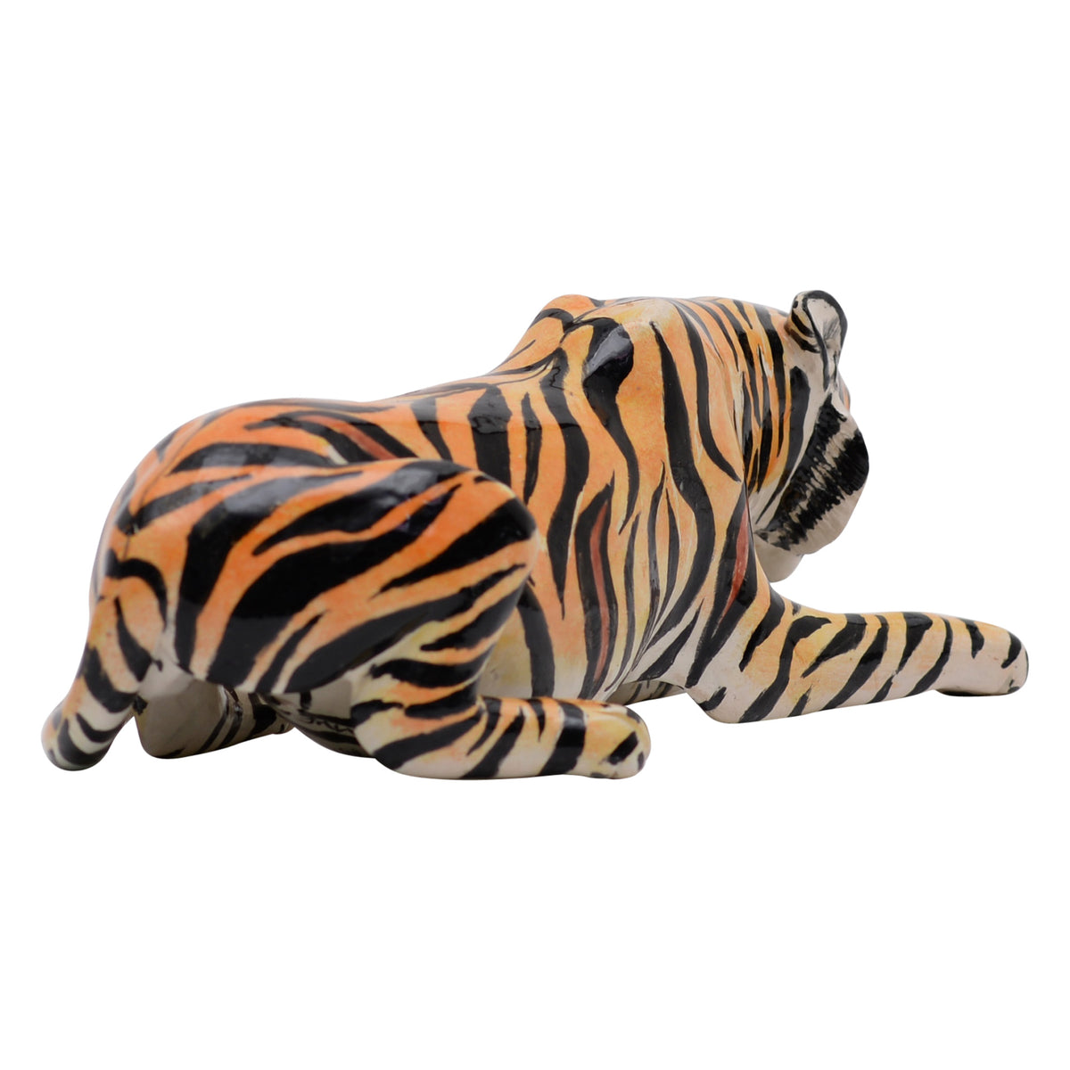 Tiger sculpture