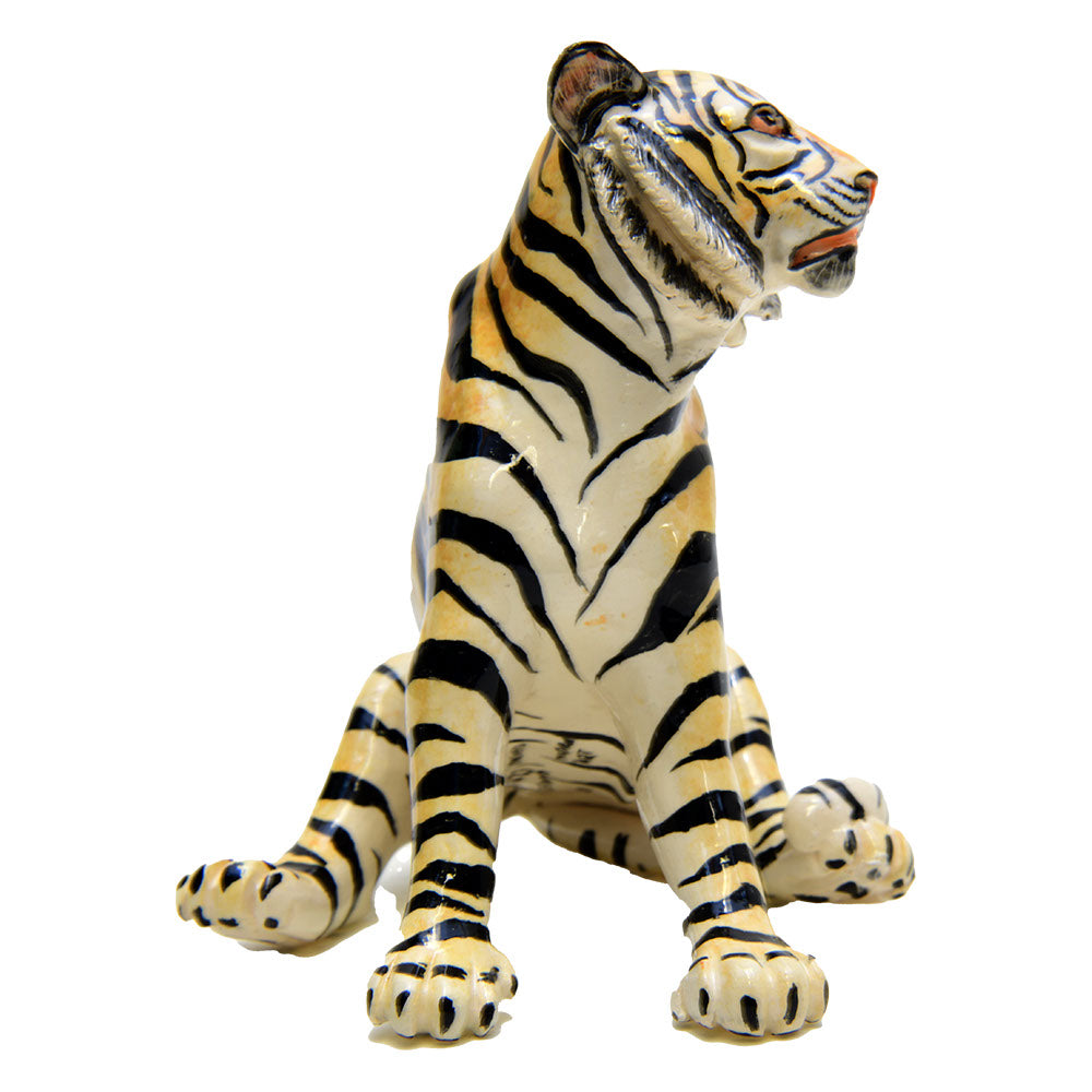 Tiger sculpture