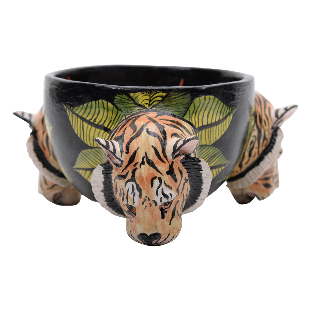 Tiger peanut bowl