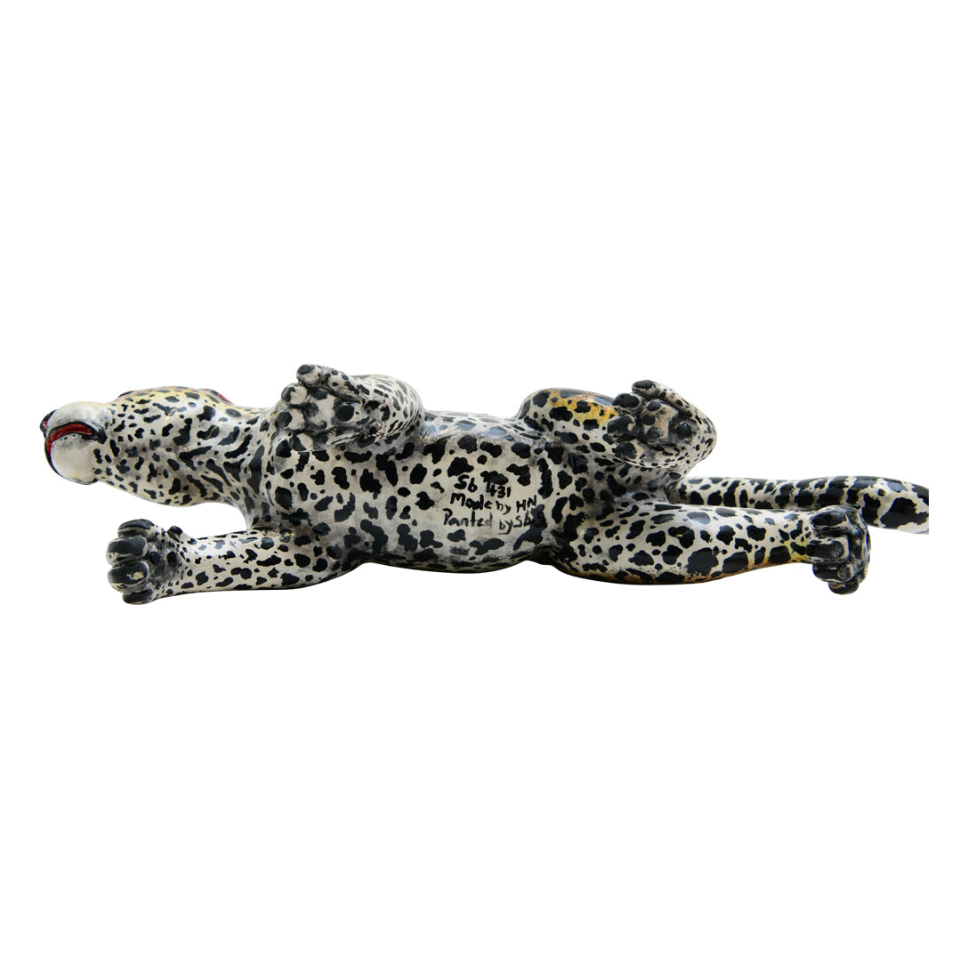 Leopard sculpture