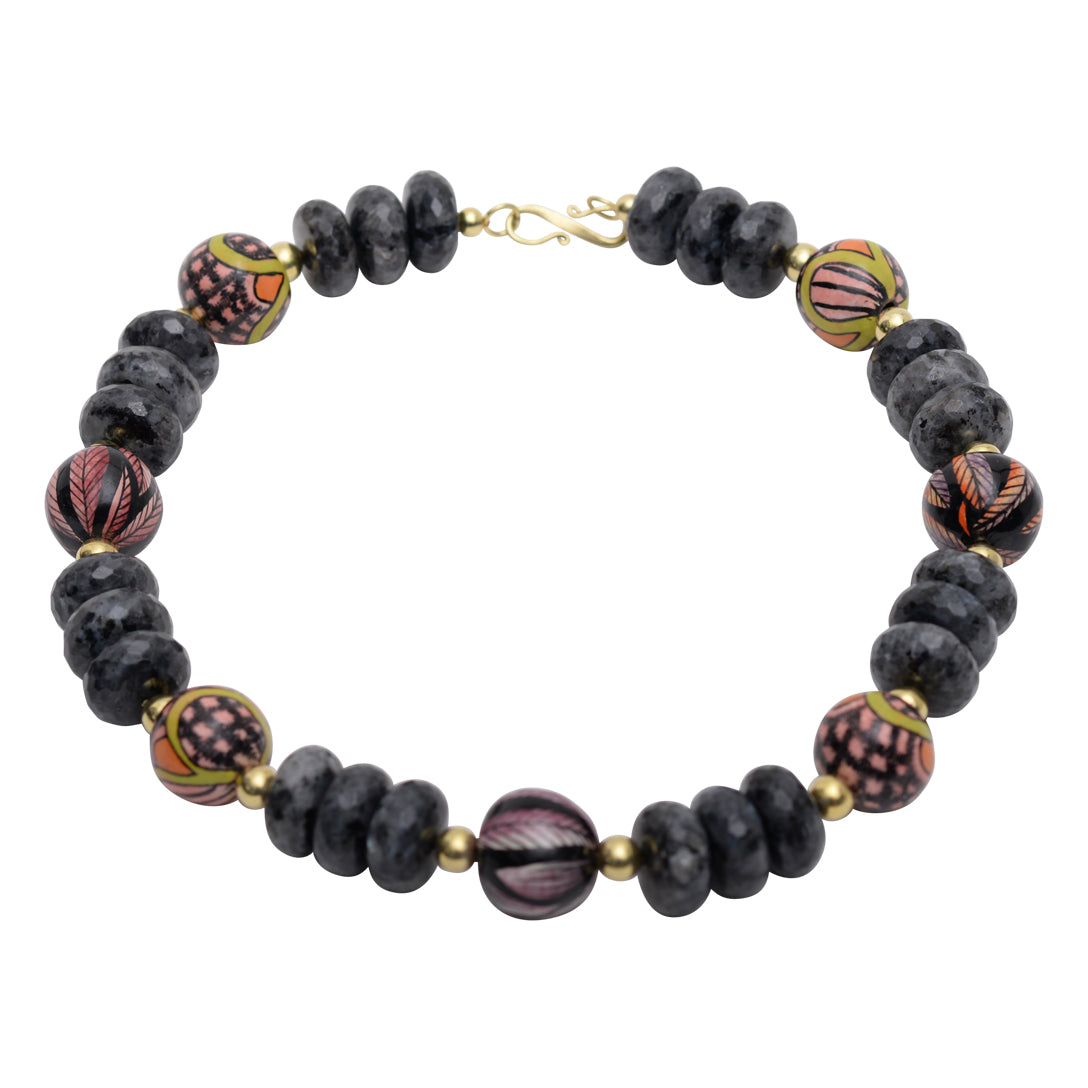 Black gate beads necklace