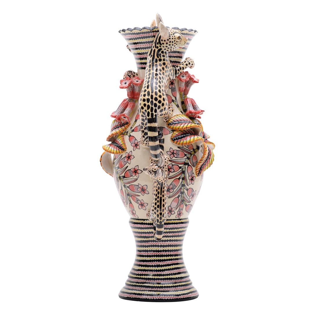 Genet cat vase