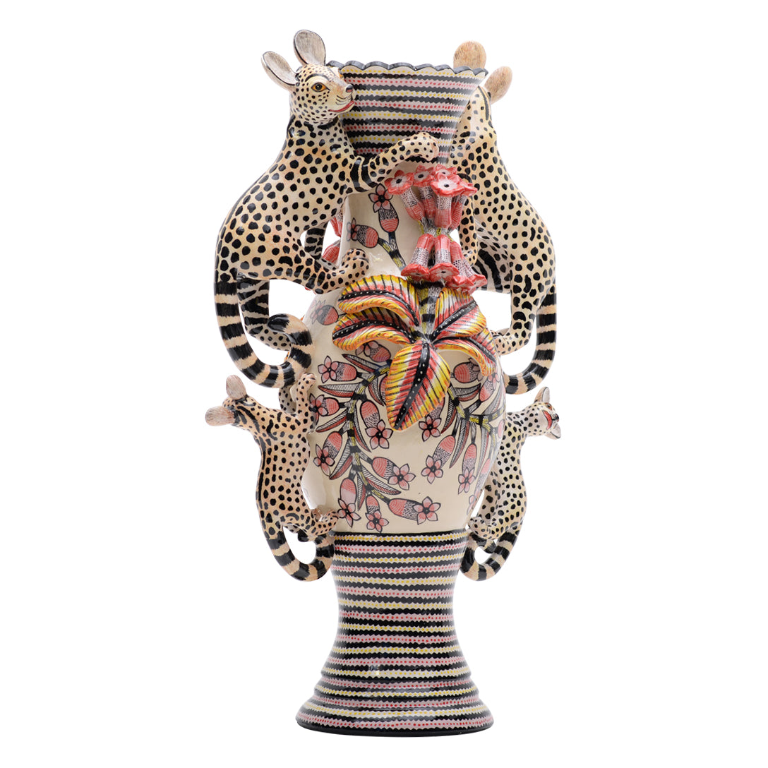 Genet cat vase