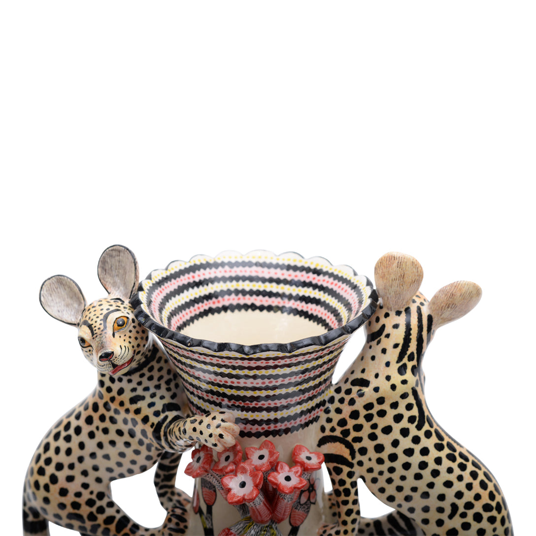 Genet cat vase