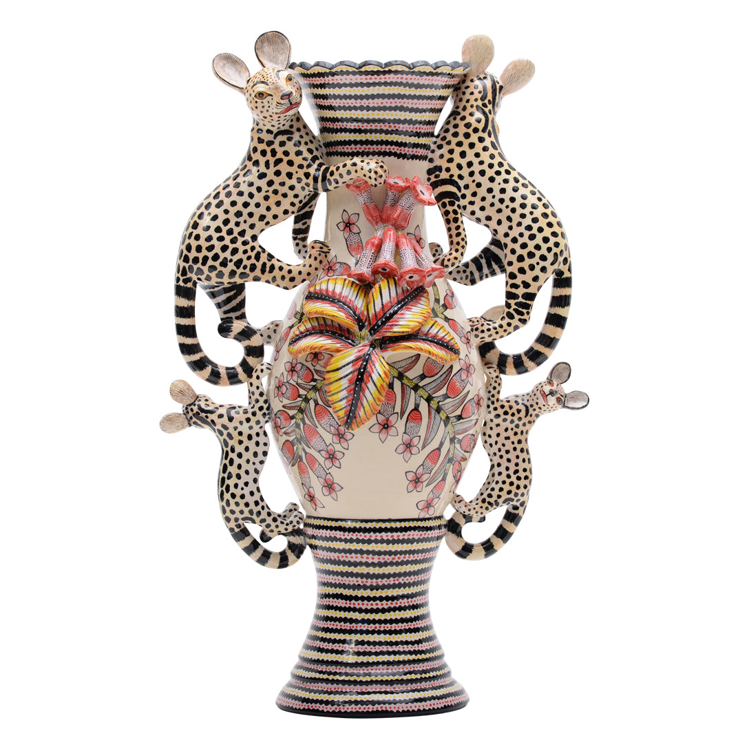 Genet cat vase