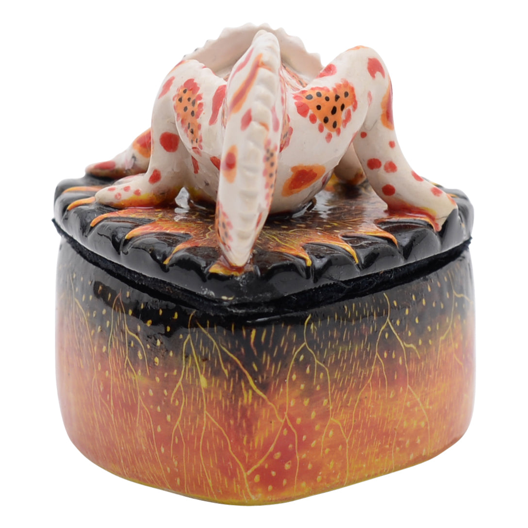 Chameleon jewelry box