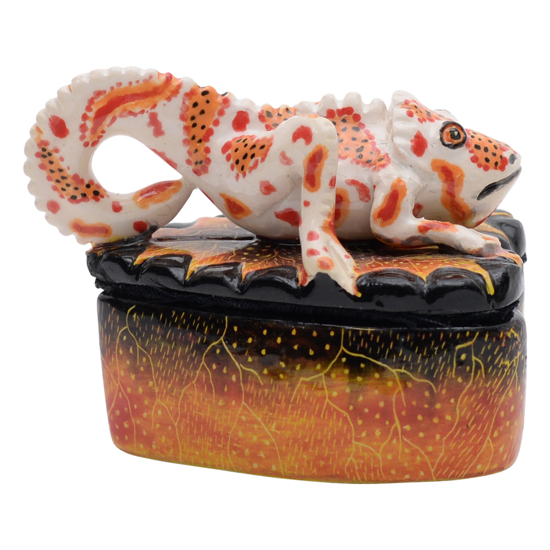 Chameleon jewelry box