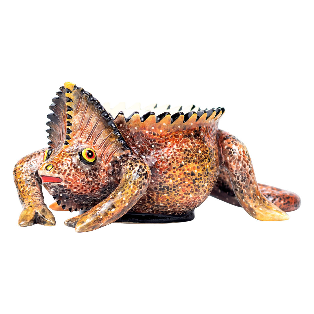 Chameleon peanut bowl