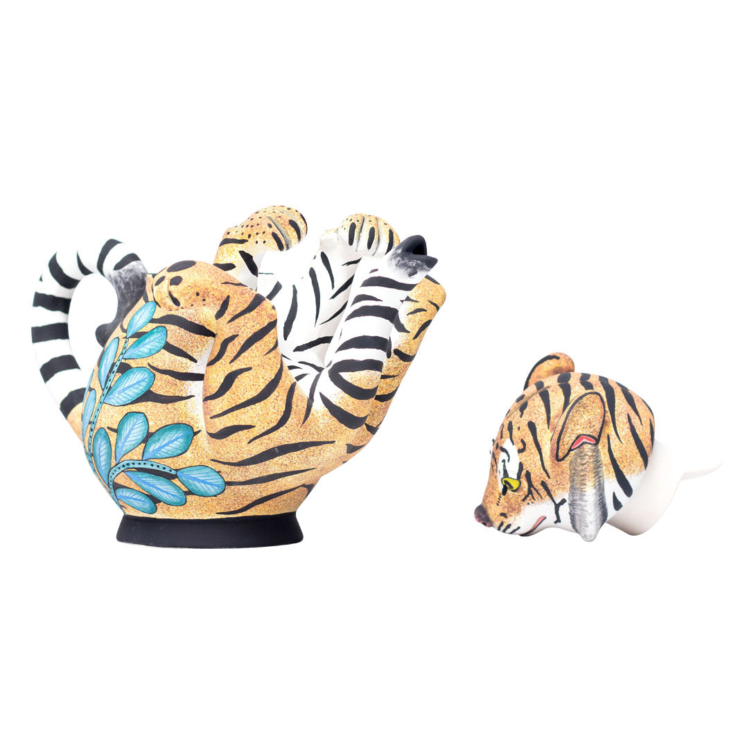 Tiger teapot