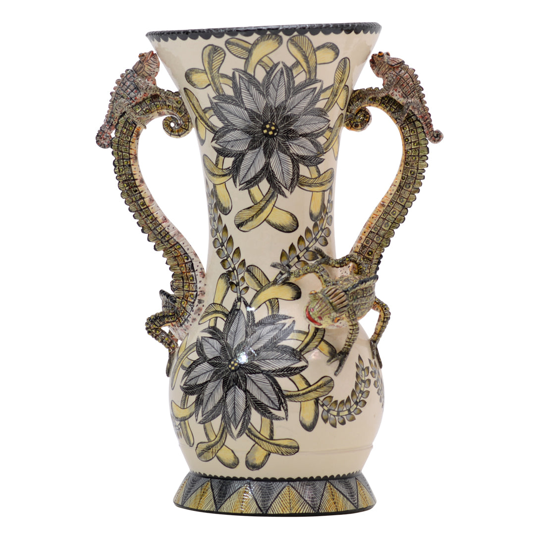 Chameleon vase