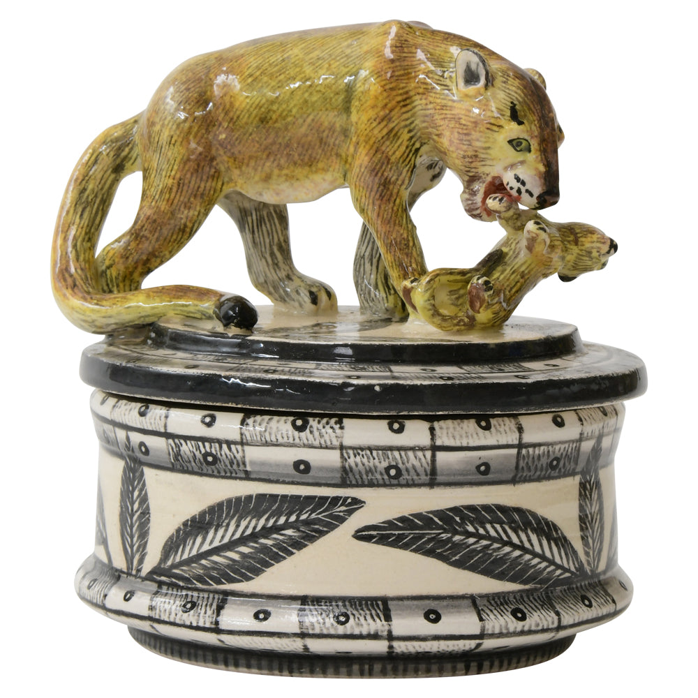 Lion and cub novelty box