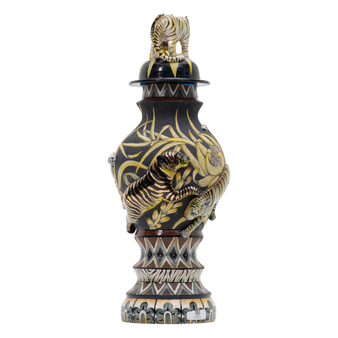 Tiger urn