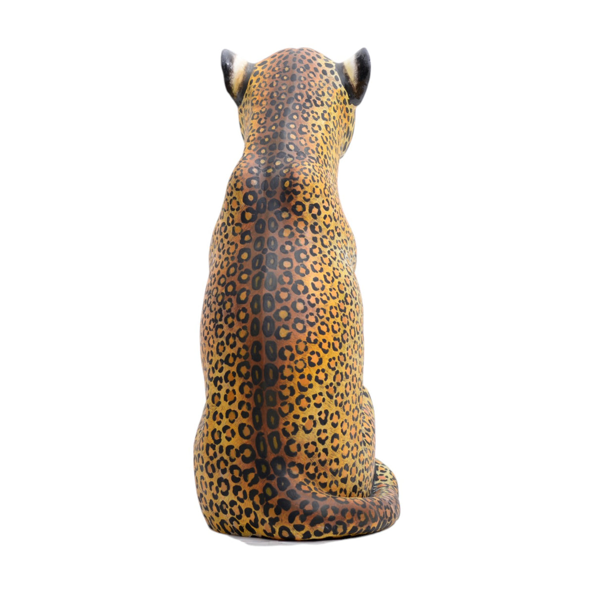 Leopard sculpture