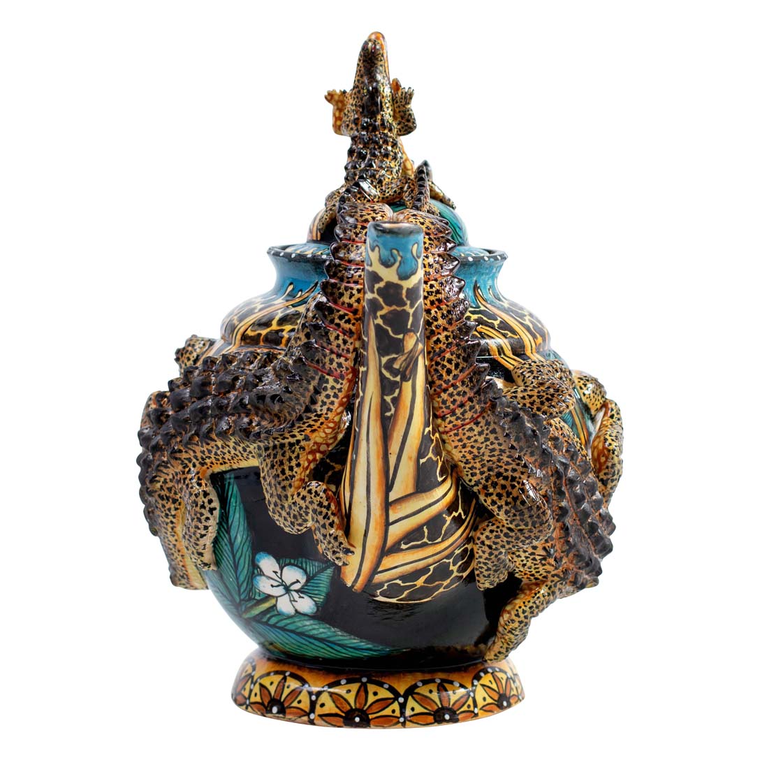 Crocodile & hibiscus flower teapot