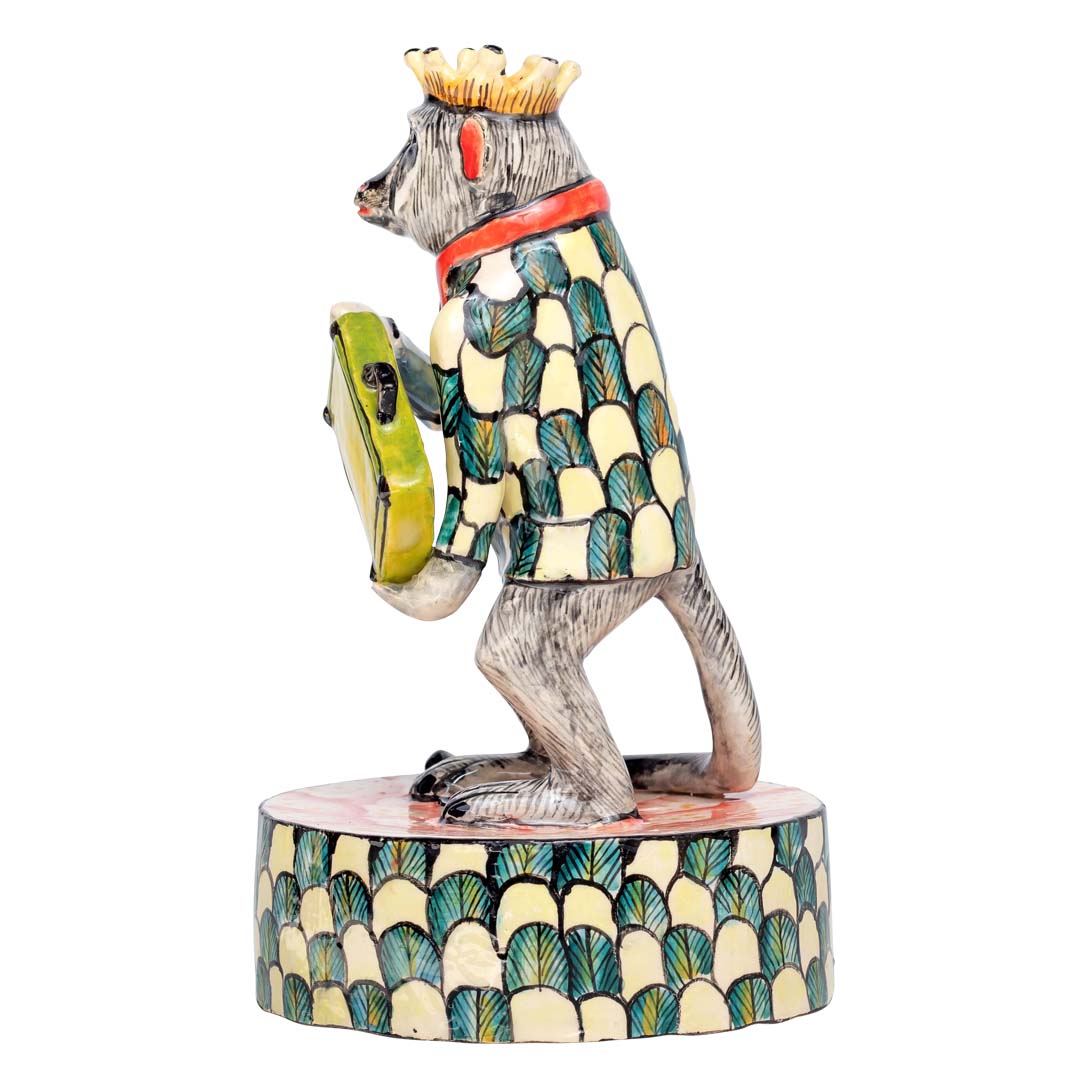 Monkey sculpture