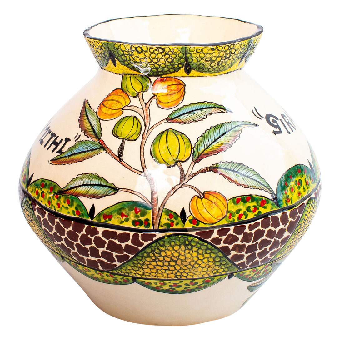 Giraffe flower vase