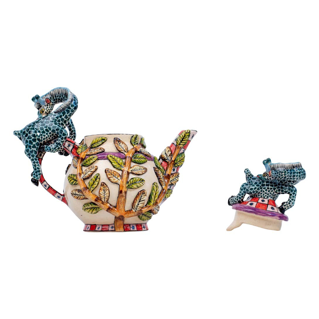 Giraffe teapot