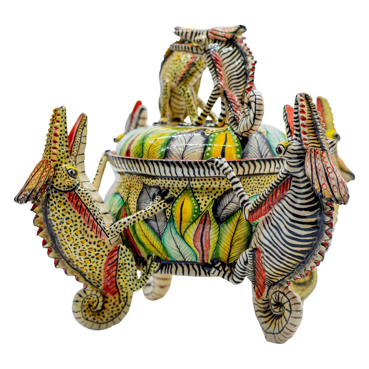 Chameleons tureen