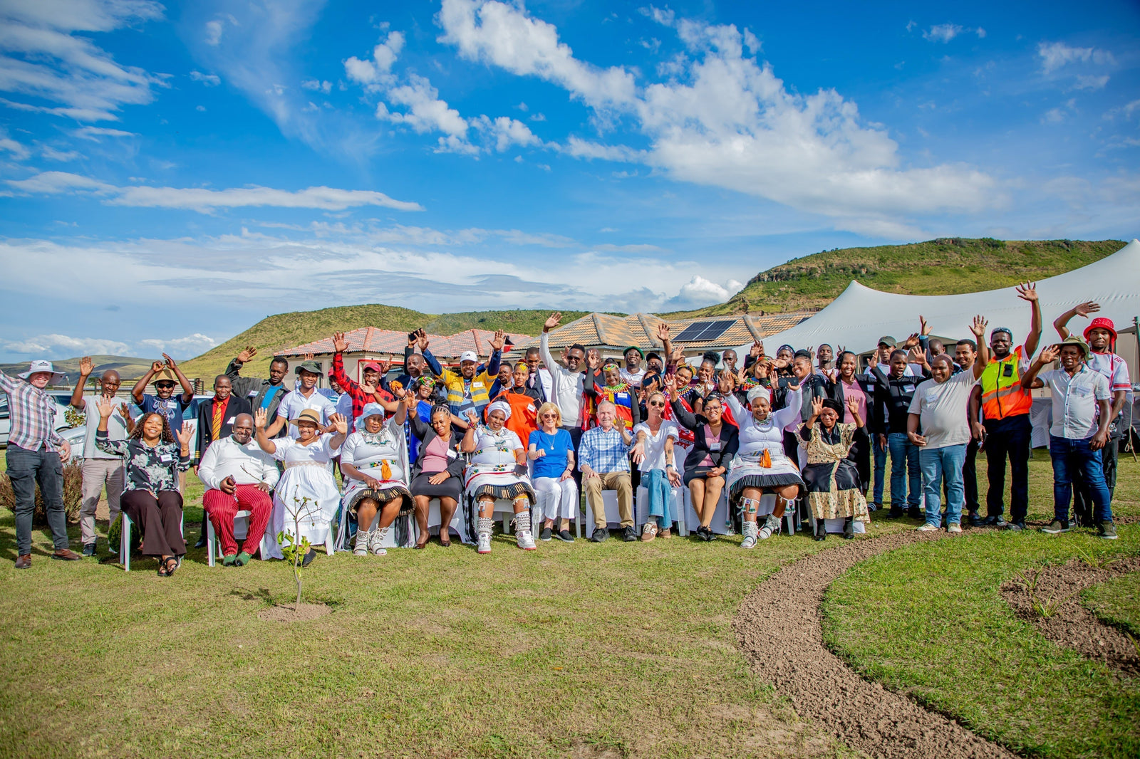 Group photo from the Pascoe Gallery buying trip to KwaZulu-Natal