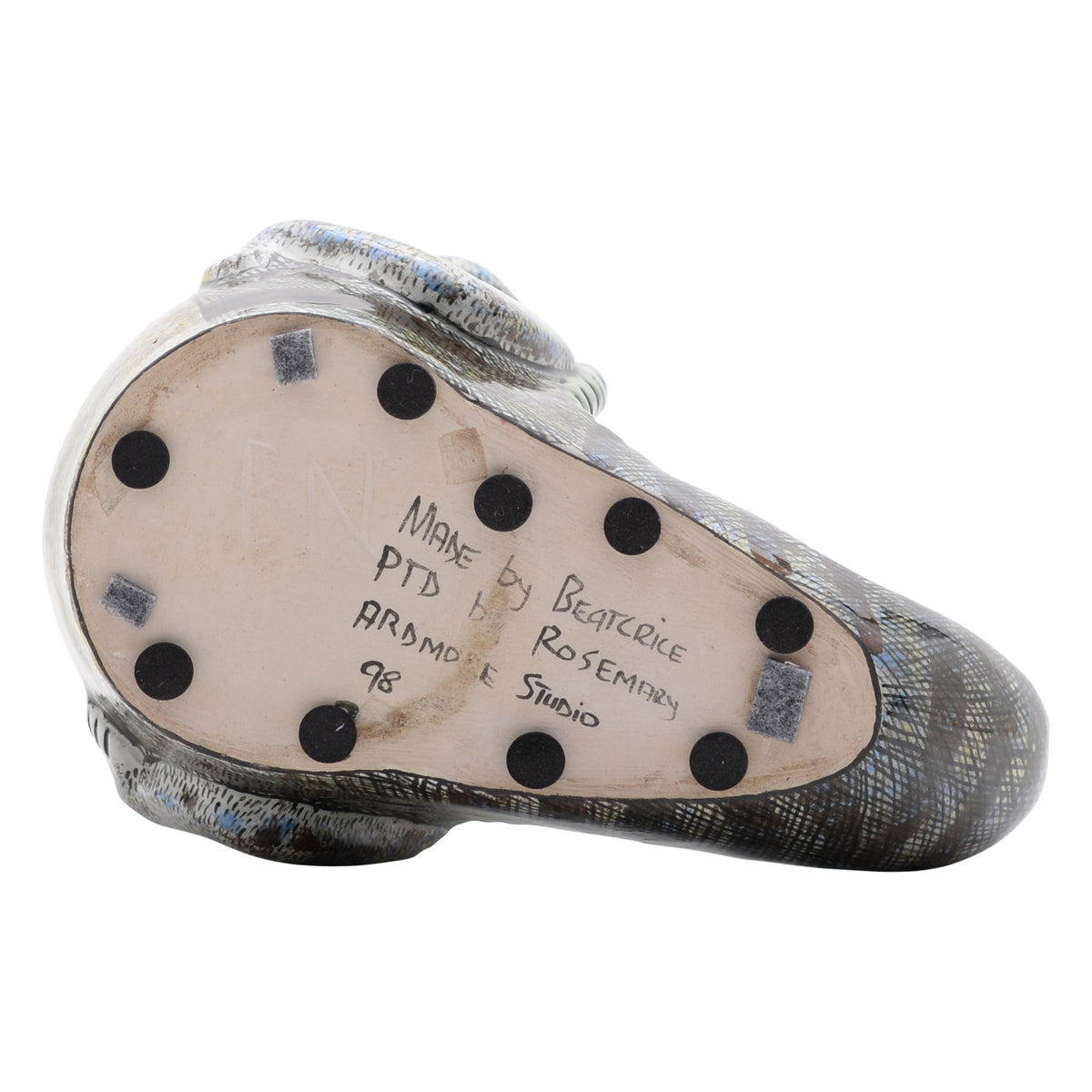 Crocodile lidded vessel
