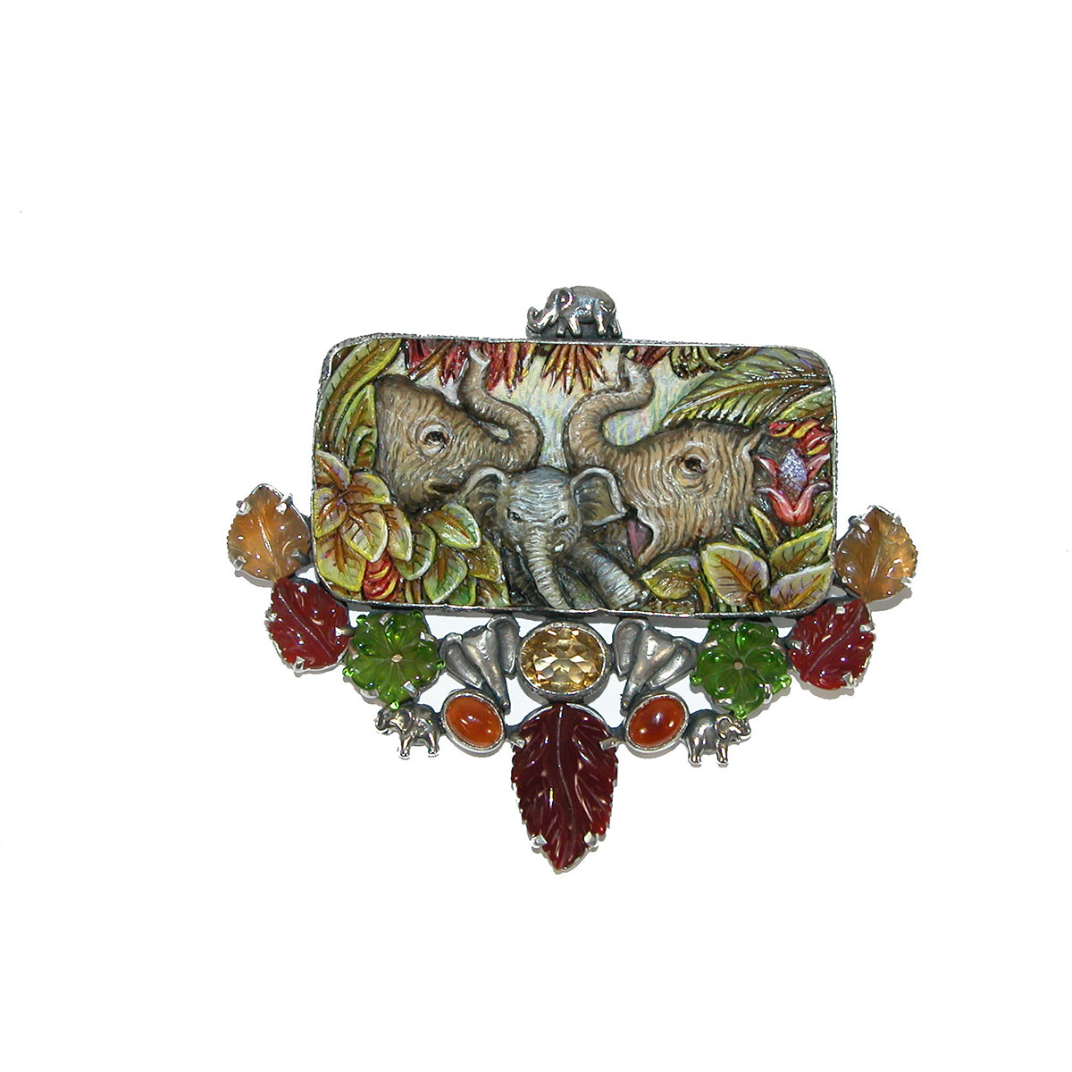 Elephants pin pendent