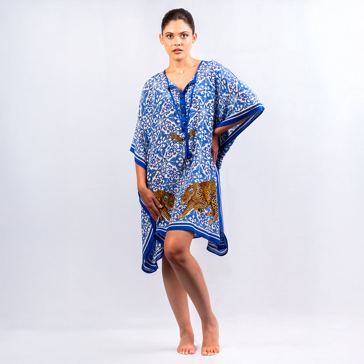 Short navy blue silk leopard-print kaftan