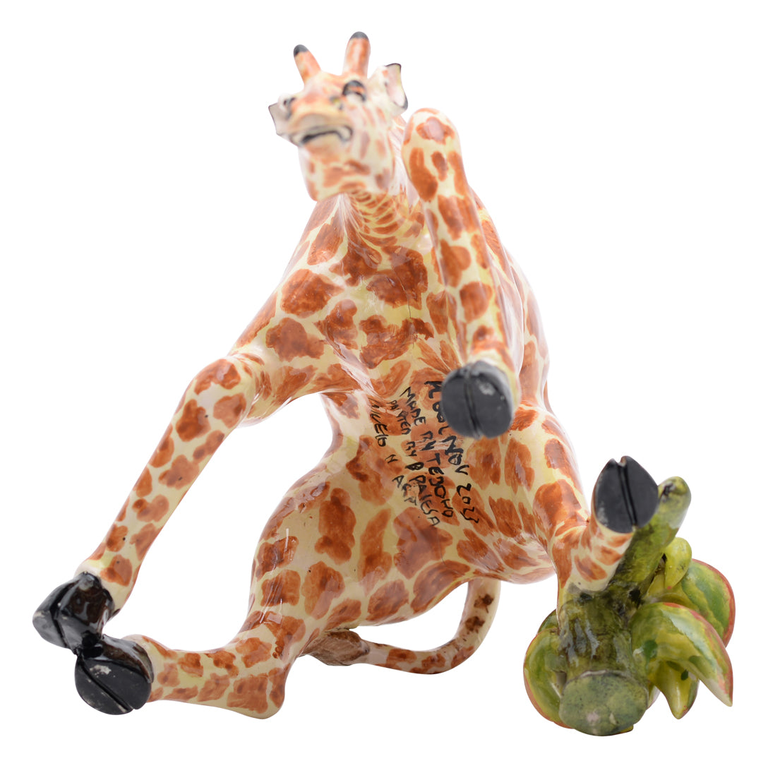 Giraffe sculpture