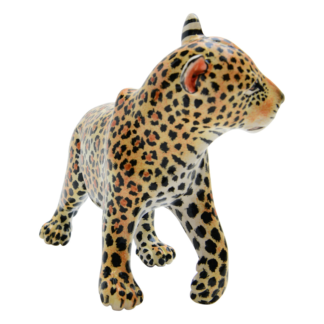 Leopard sculpture