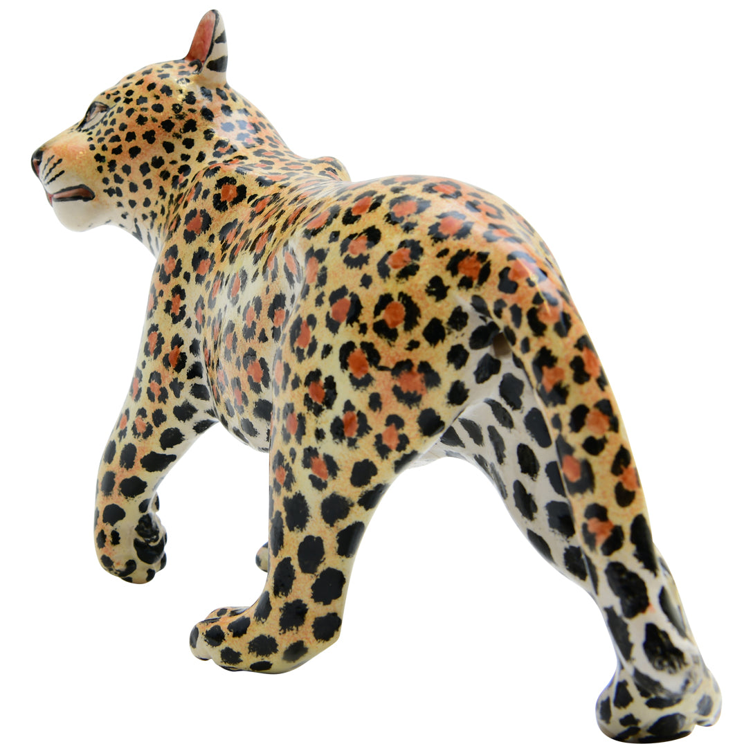 Leopard sculpture