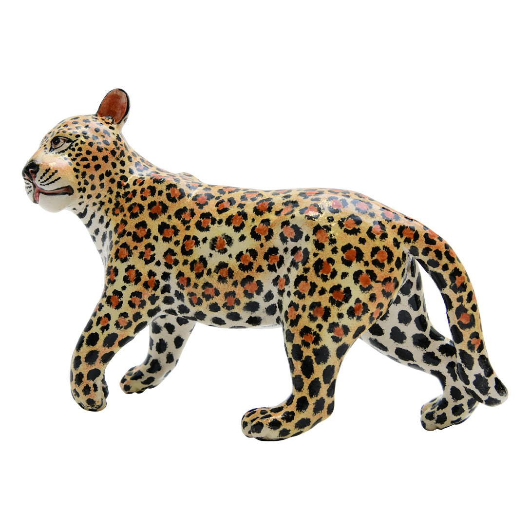 Leopard sculpture