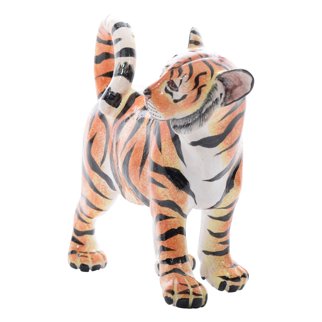 Tiger sculpture