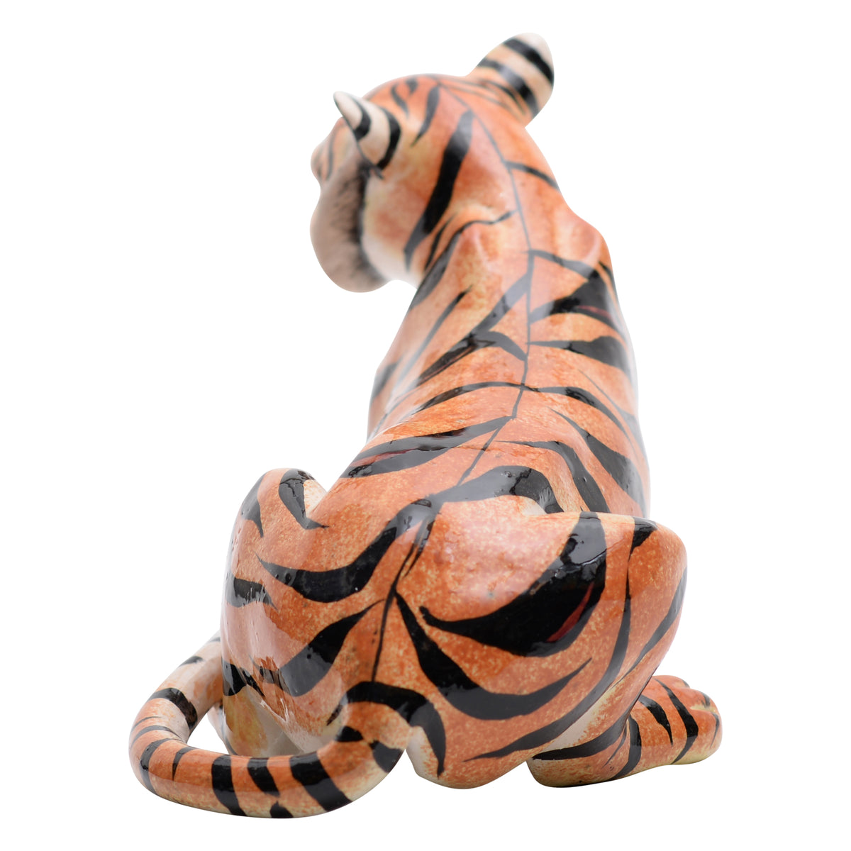 Tiger sculpture