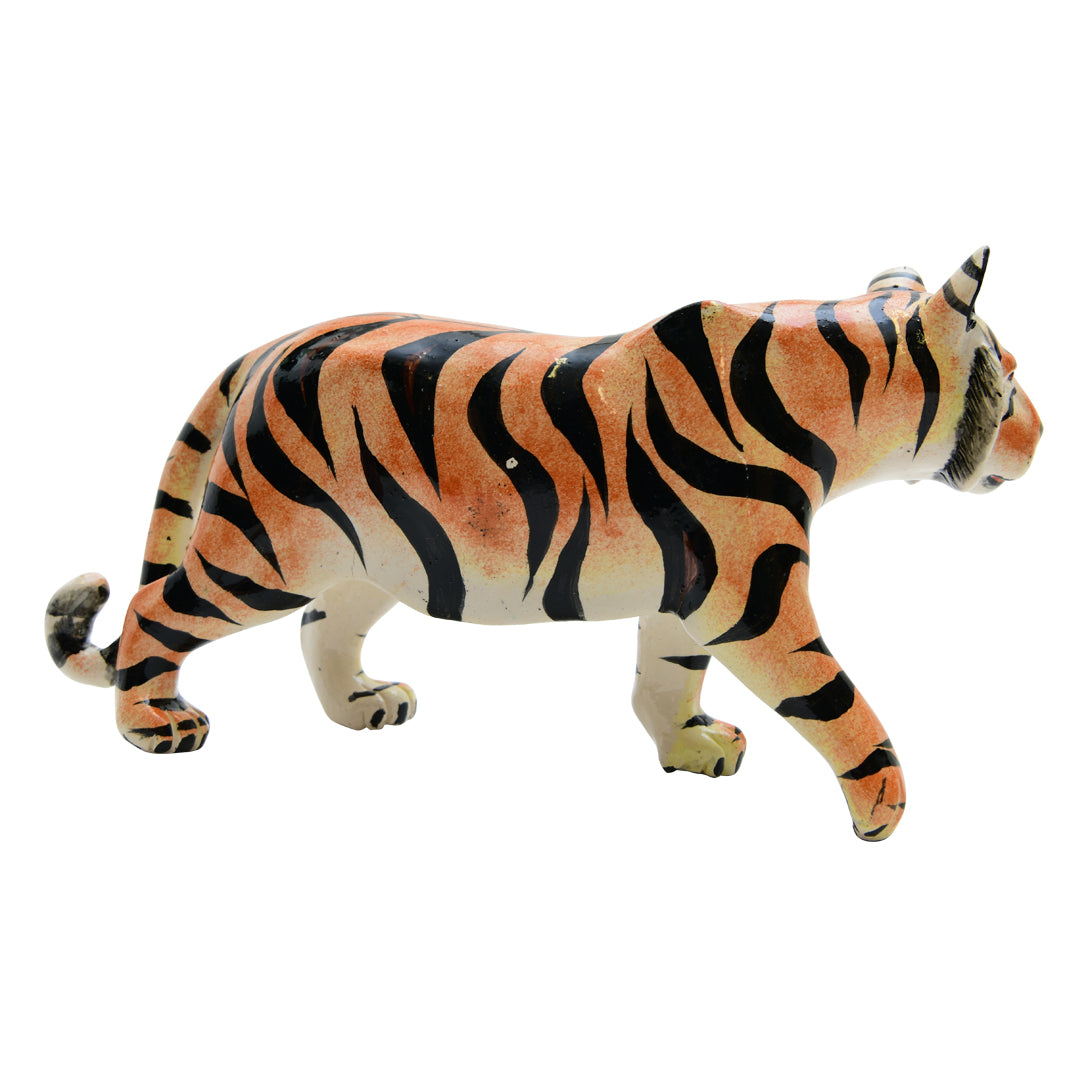 Tiger sculpture