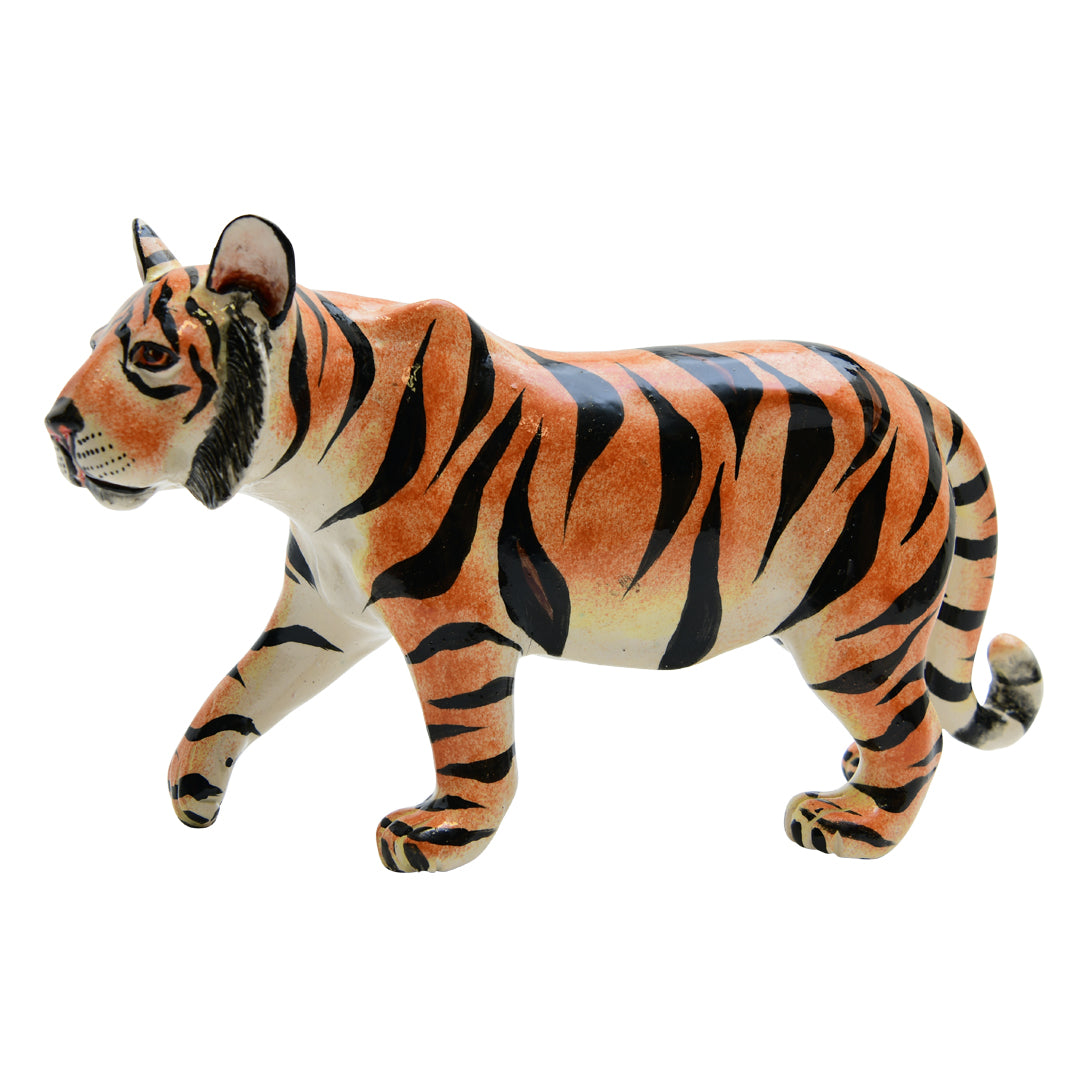 Tiger sculpture