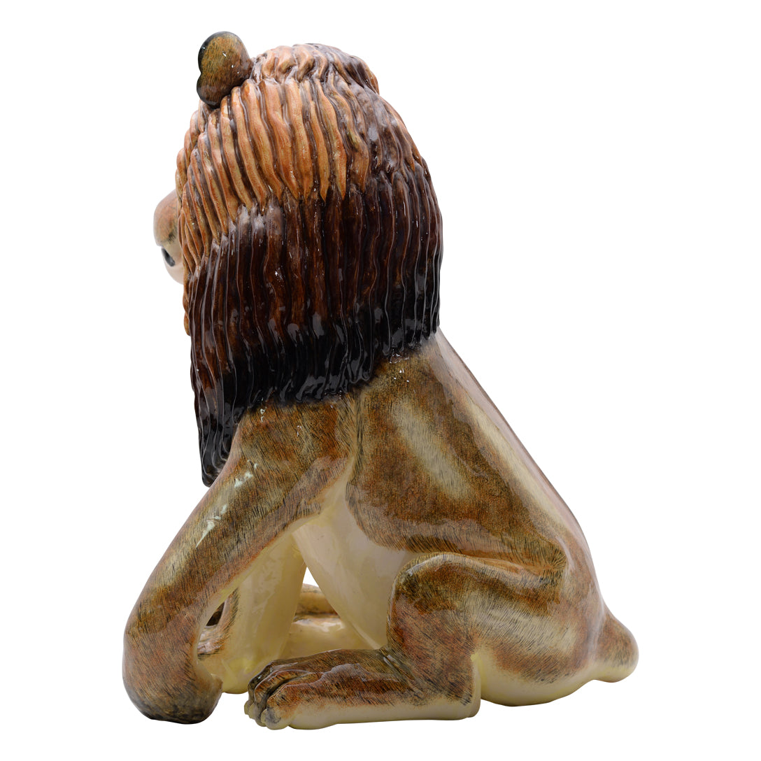 Lion sculpture