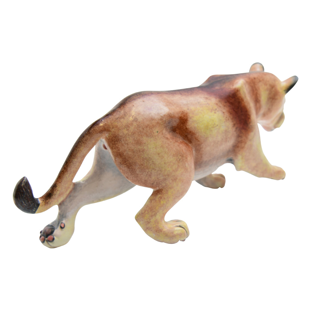 Lioness sculpture