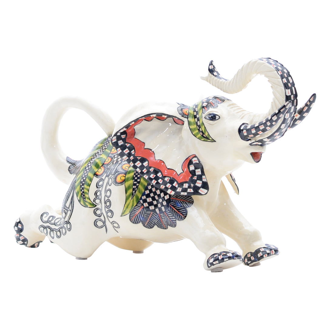 White elephant tea pot