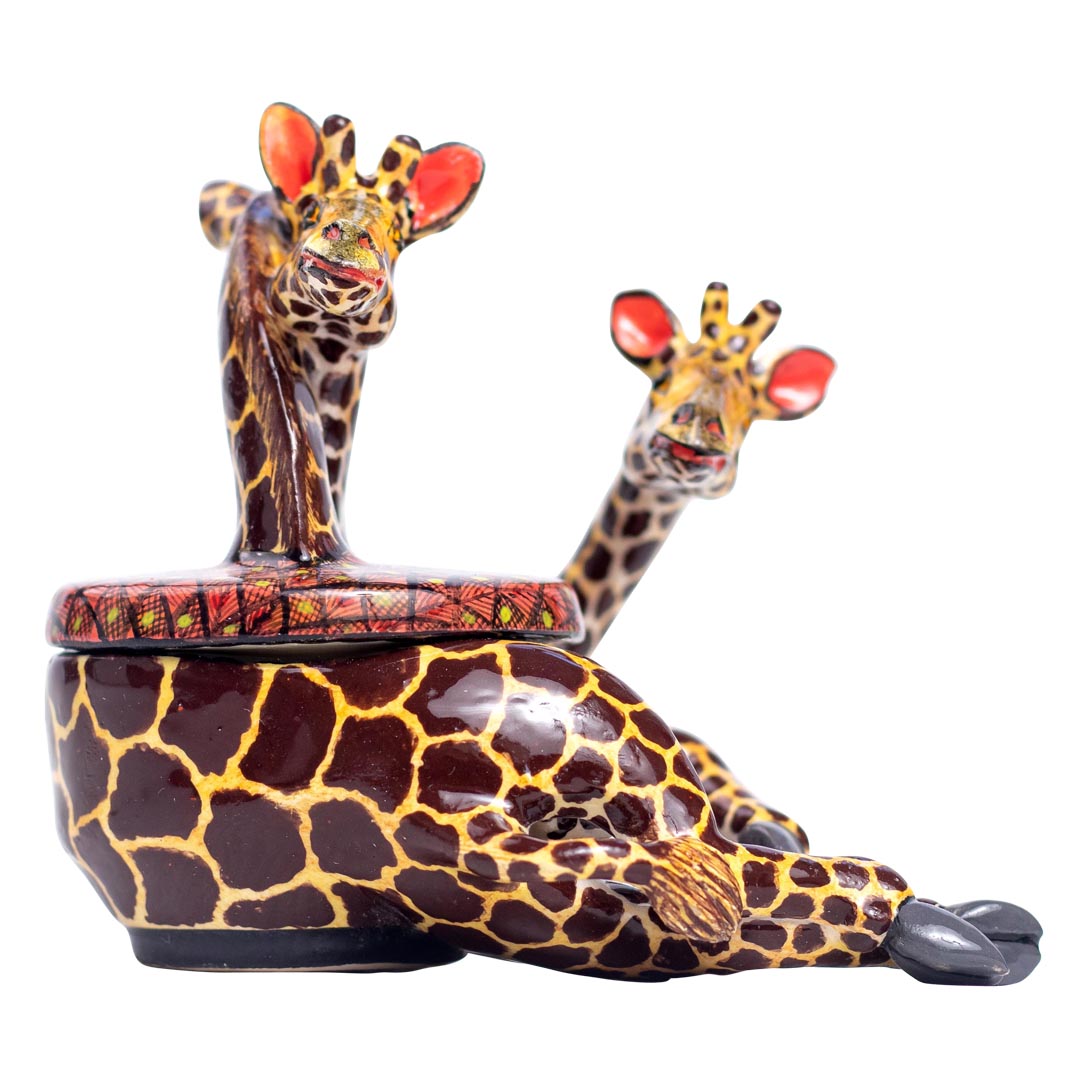 Small giraffe jewelry box