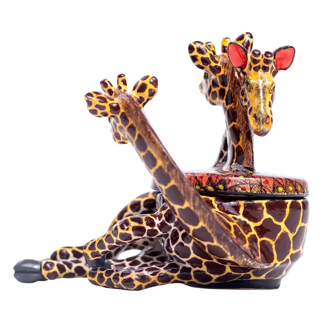 Small giraffe jewelry box