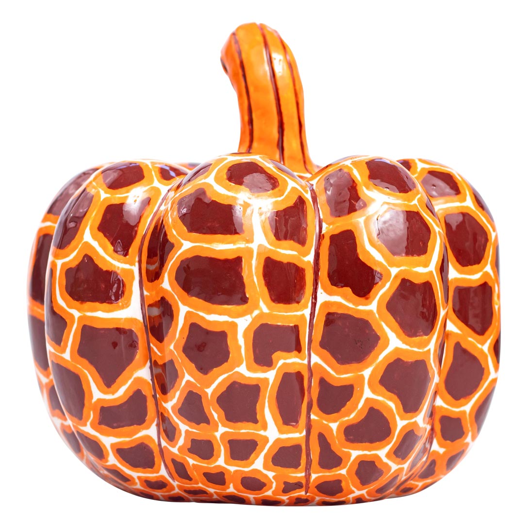 Safari giraffe pumpkin sculpture