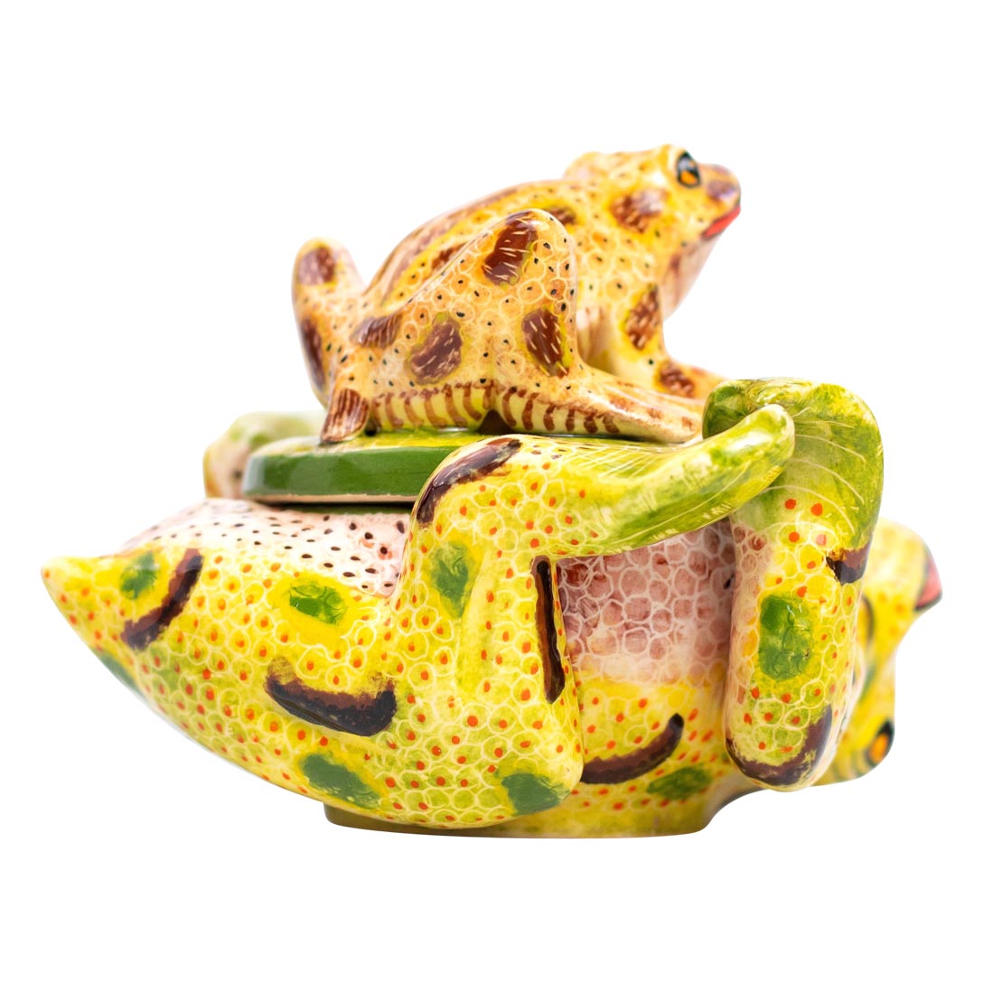 Small frog jewelry box