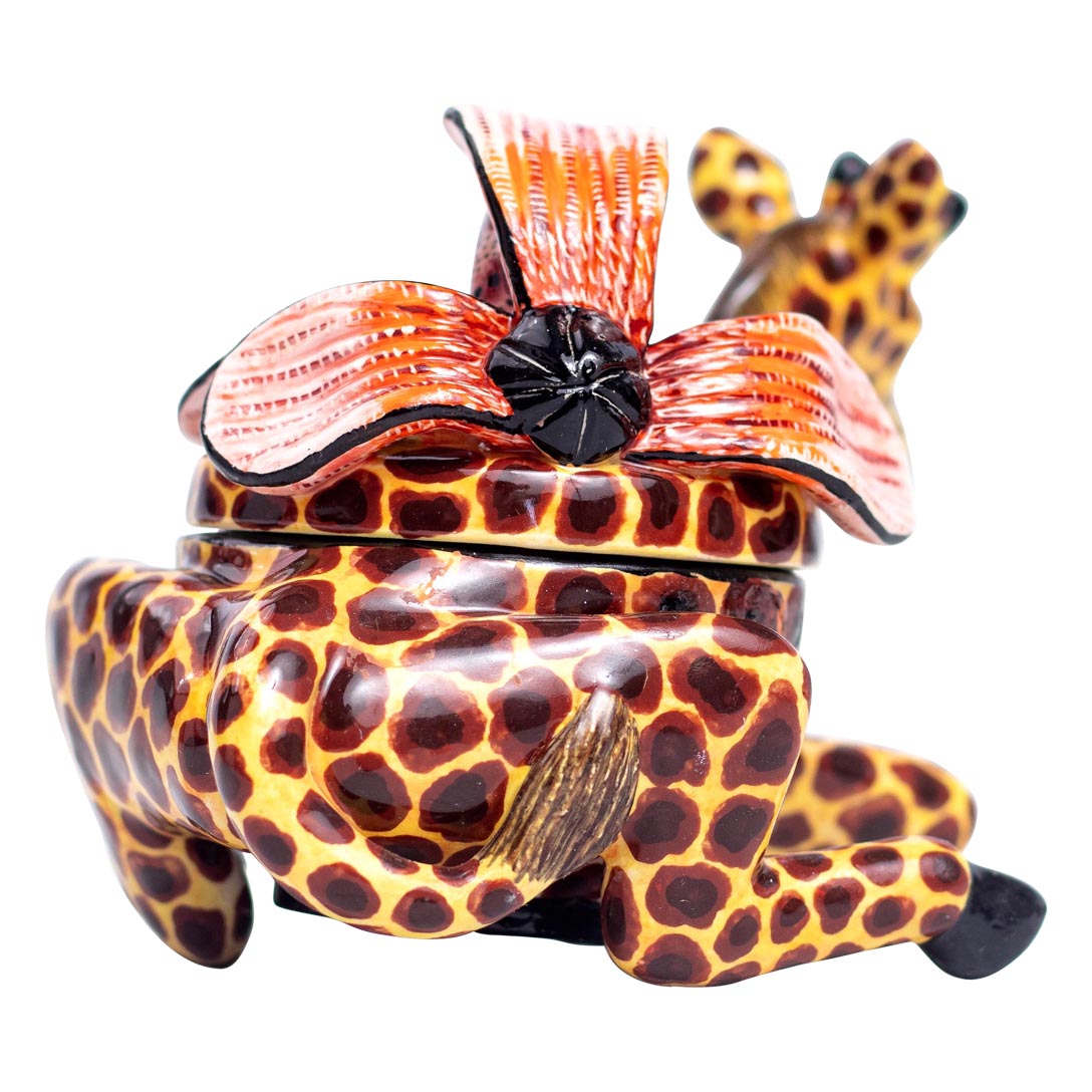 Small giraffe jewelry box