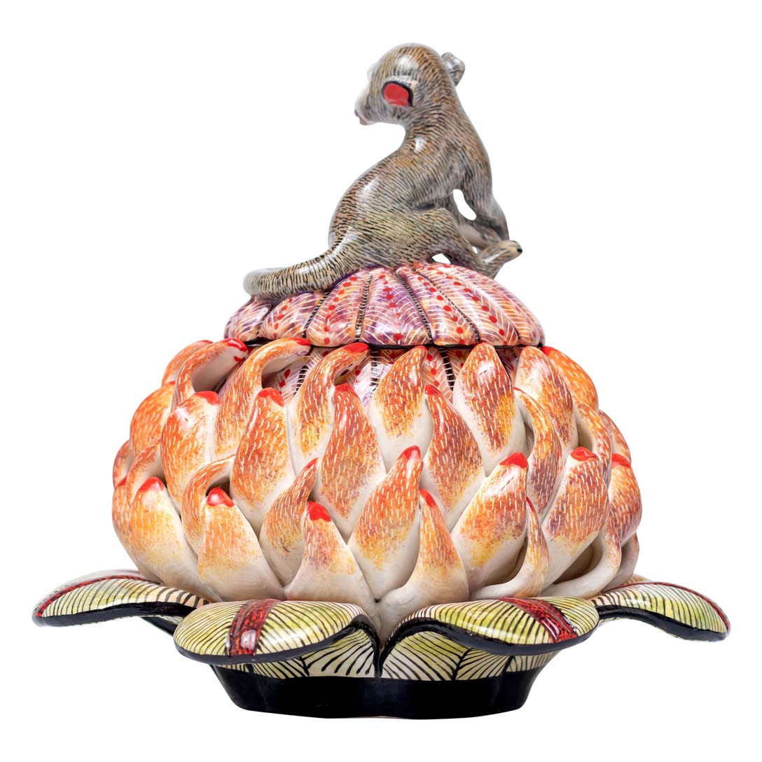 Protea, monkey jewelry box