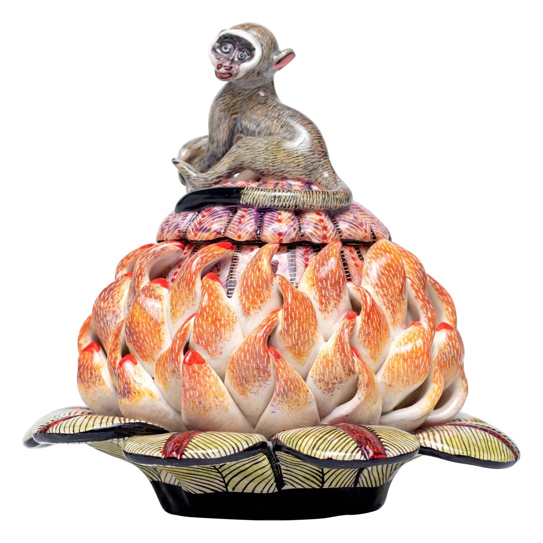 Protea, monkey jewelry box