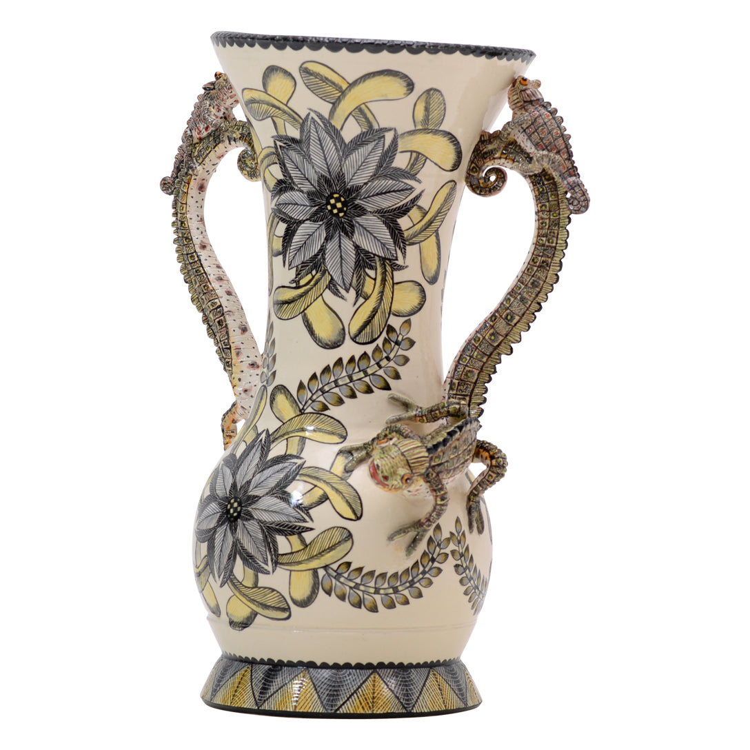 Chameleon vase